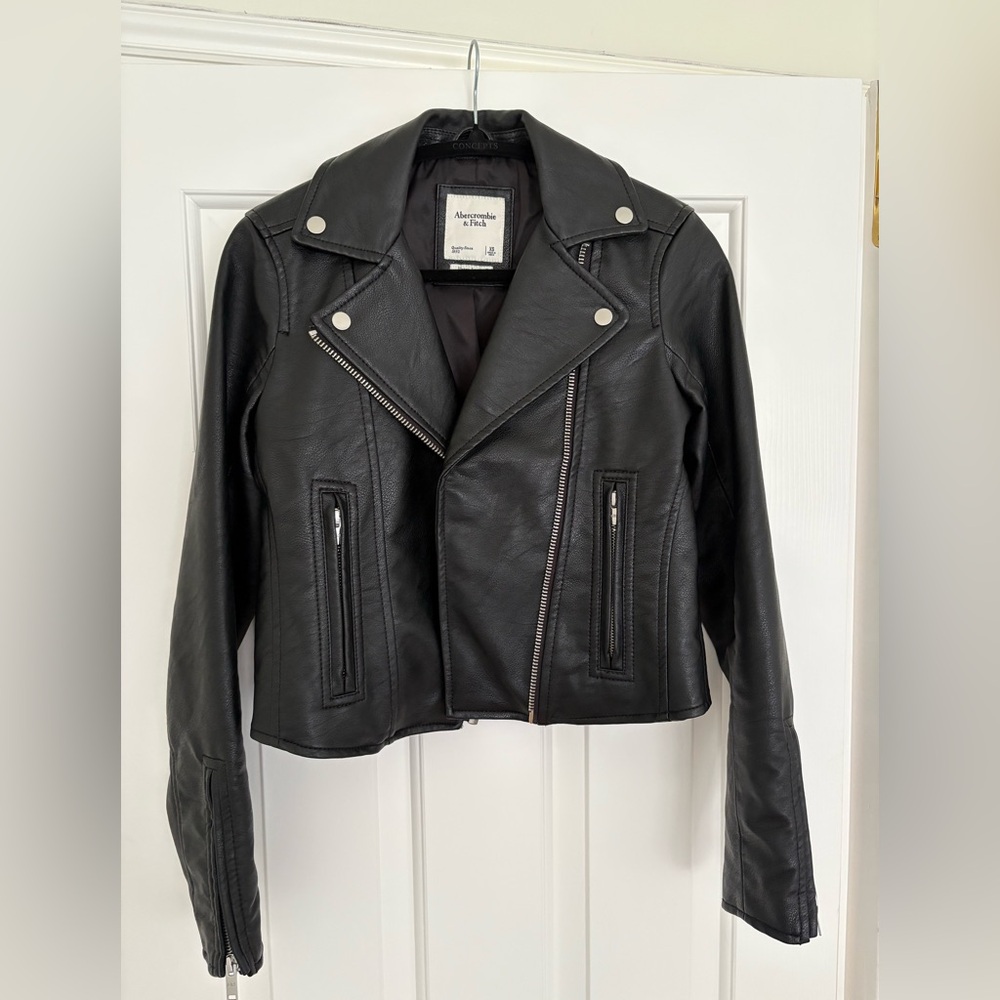 Abercrombie & Fitch Vegan Leather Moto Jacket - Black - Picture 2 of 7